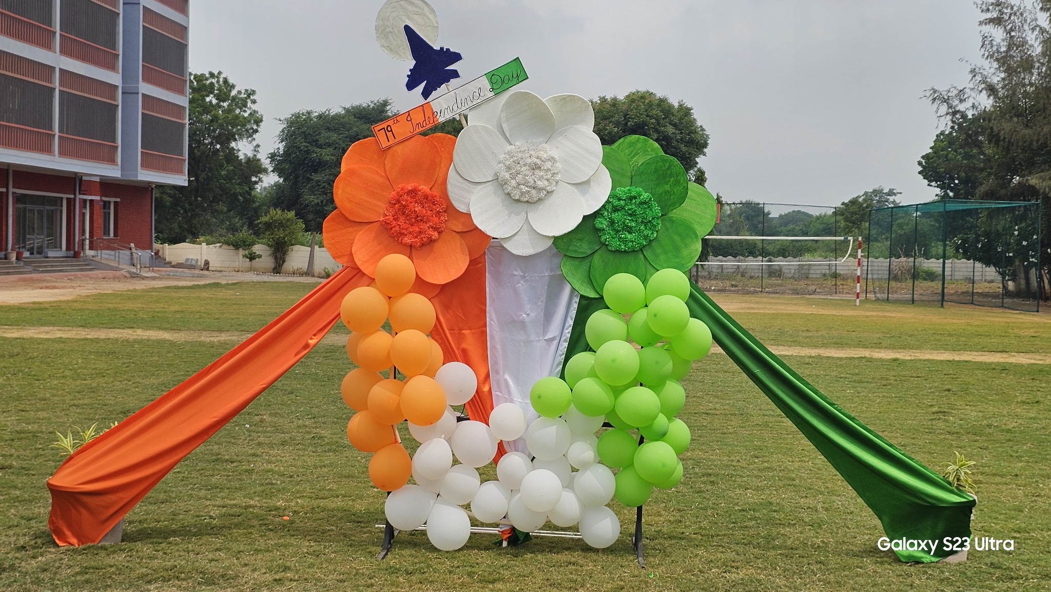 532464821_1294257385391845_4028830035667979129_n